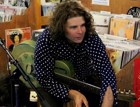 Jd Simo with Tim Easton at Grimey's, photo - Brad Hardisty