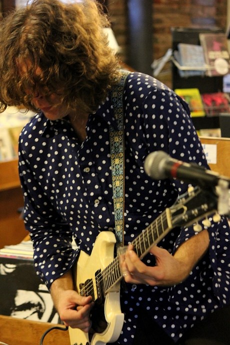 Jd Simo with Tim Easton at Griimey's, photo - Brad Hardisty