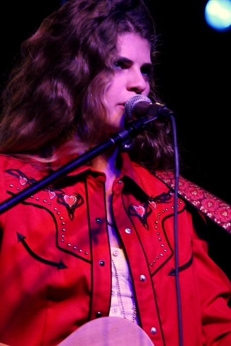 Nettie Rose at Mercy Lounge, 10/22/2013, photo - Brad Hardisty