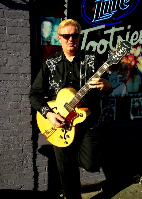 Brad Hardisty, Tootsies, Nashville, TN, with Violet Moon's Guitar Strap- On custom guitar strap.